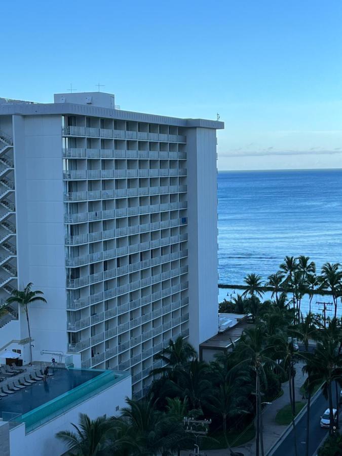 Waikiki Condo 2 Bedrooms 2 Bathrooms With 1 Free Parking Space โฮโนลูลู ภายนอก รูปภาพ