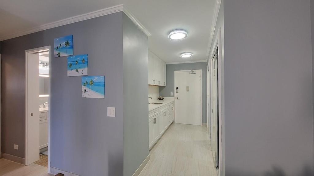 Waikiki Condo 2 Bedrooms 2 Bathrooms With 1 Free Parking Space โฮโนลูลู ภายนอก รูปภาพ