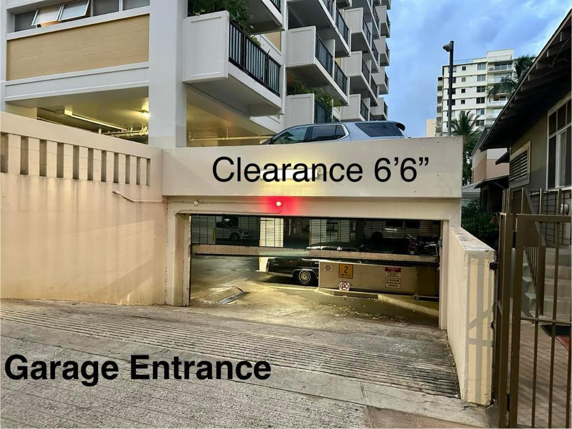 Waikiki Condo 2 Bedrooms 2 Bathrooms With 1 Free Parking Space โฮโนลูลู ภายนอก รูปภาพ